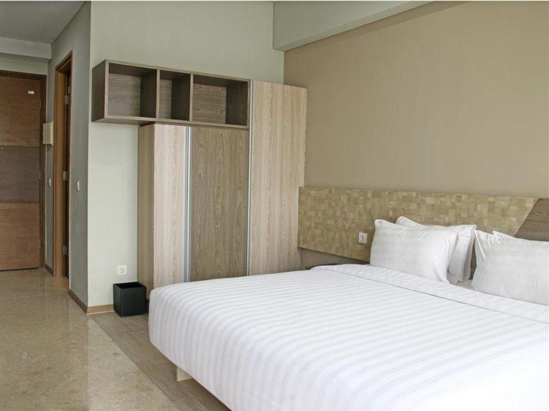 Graha Makara Suite Hotel & Residence Cikarang Bagian luar foto